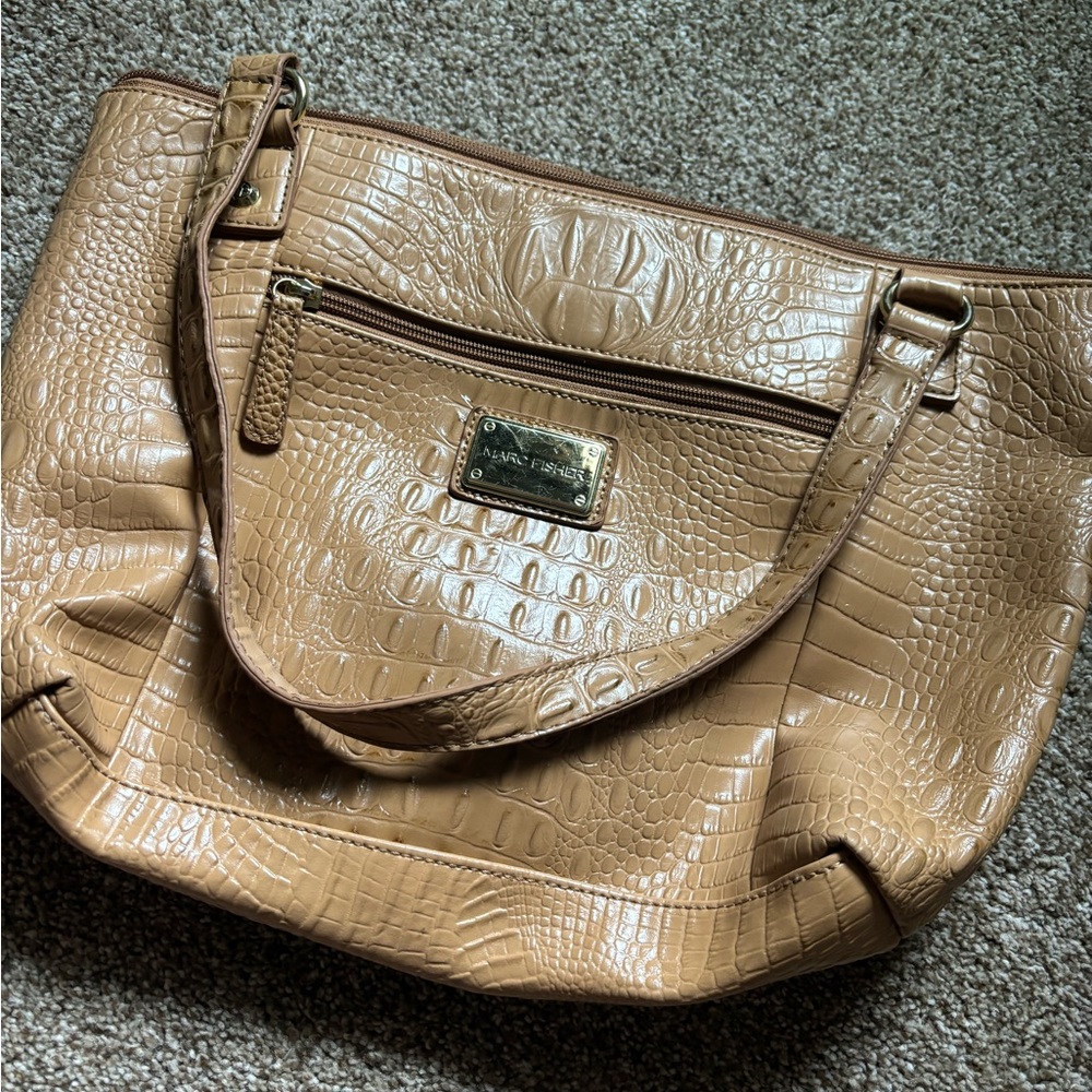 Marc fisher Bag